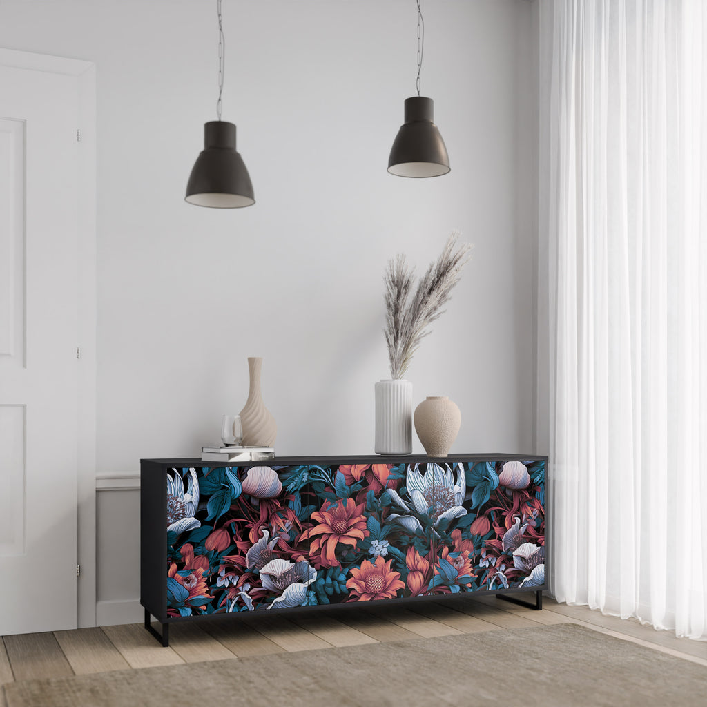 ETHEREAL BLOSSOMS 3-dörrars skänk i svart finish