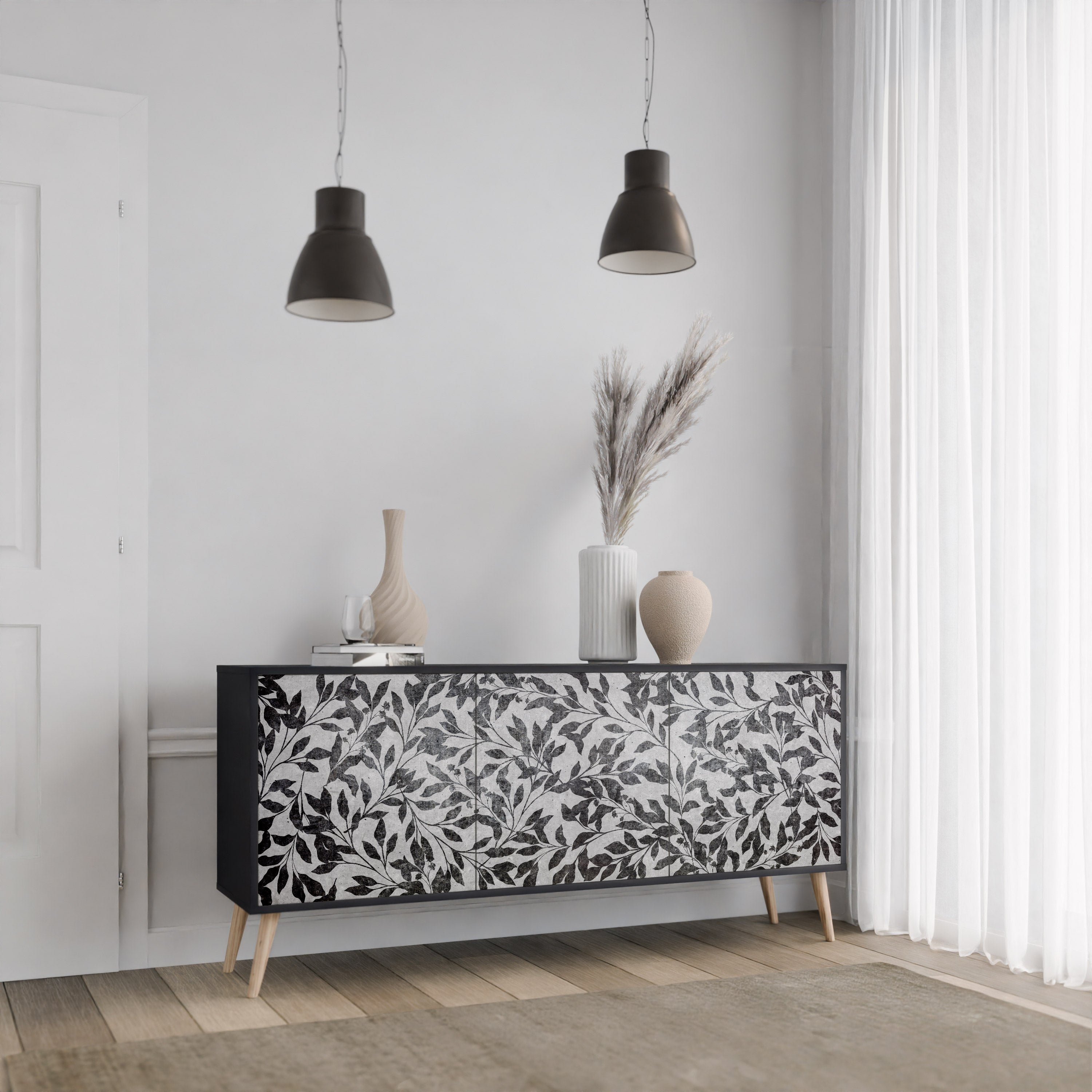 CHARCOAL SPROUT 3-dörrars skänk i svart finish