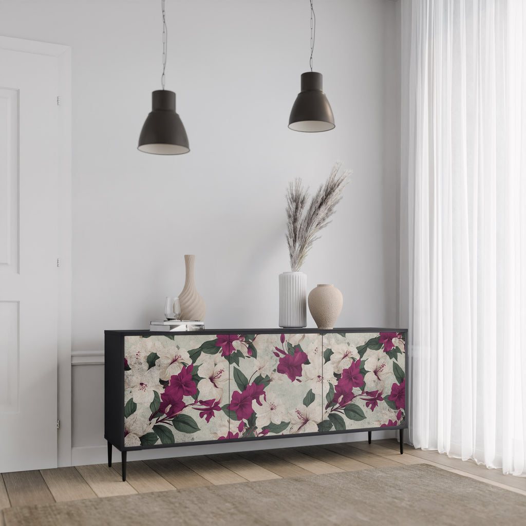 FLOWERET DREAM 3-dörrars skänk i svart finish