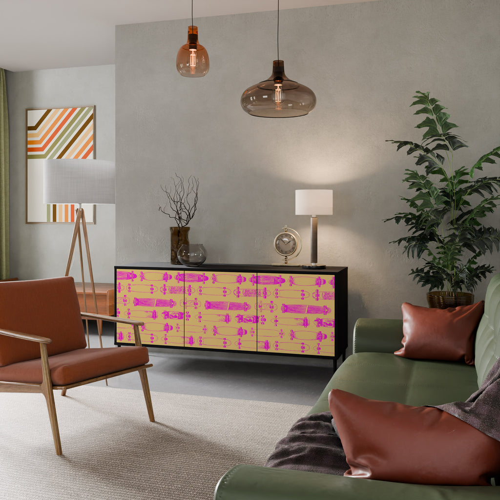 SKATEBOARD ARTISTRY Skänk med tre dörrar