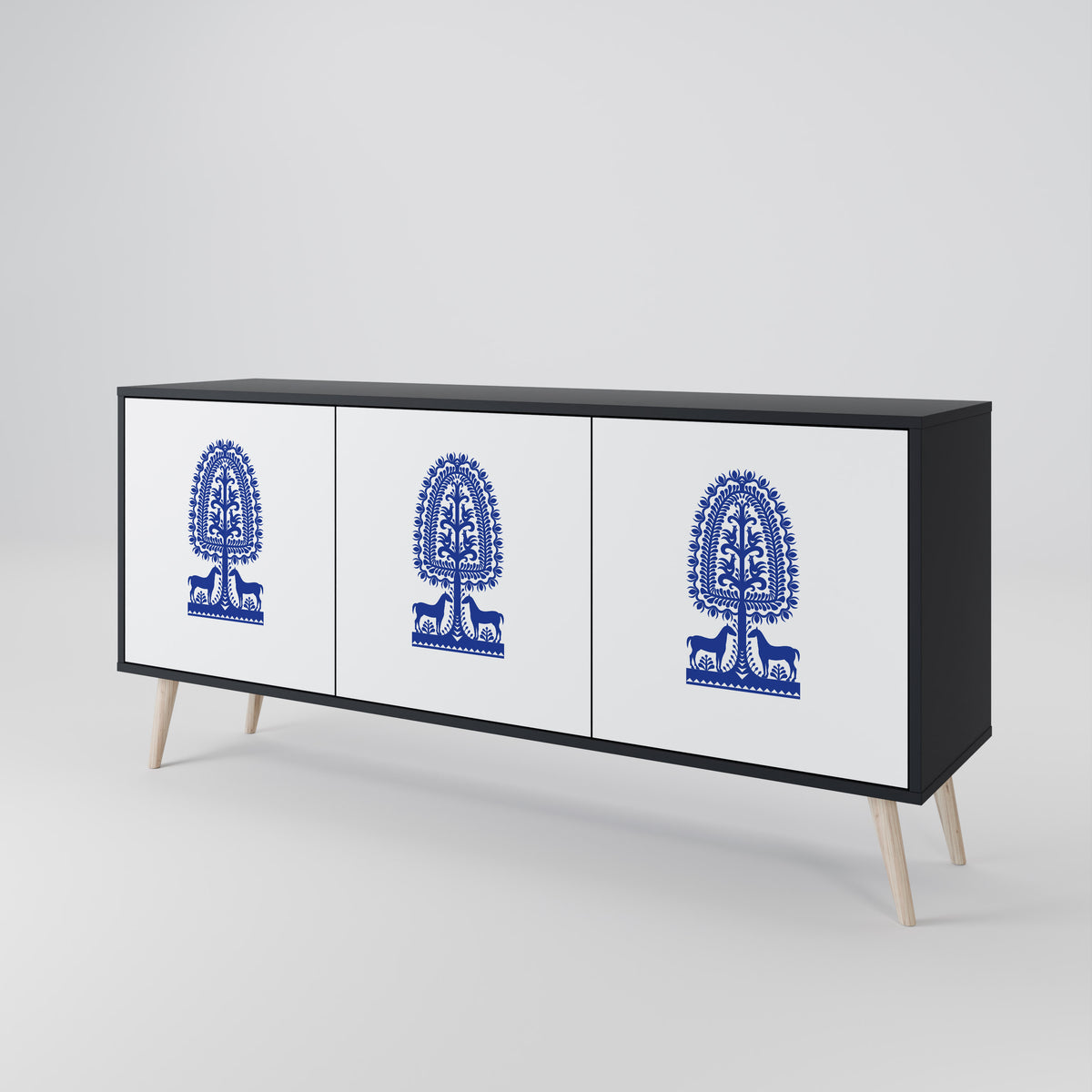 POLISH FOLK ART Skänk med tre dörrar