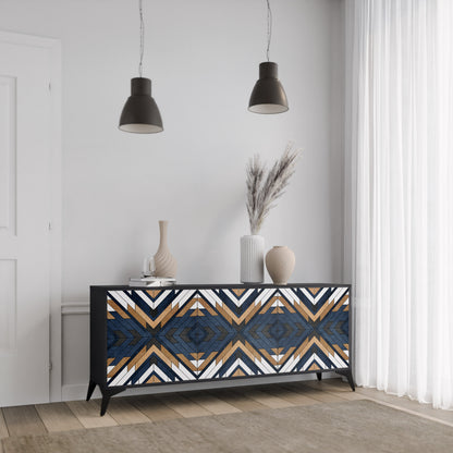 ARTFUL GEOMETRY Skänk med tre dörrar