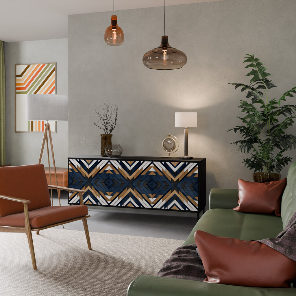 ARTFUL GEOMETRY Skänk med tre dörrar