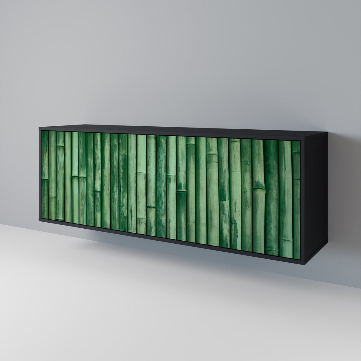 NATURAL GREEN Skänk med tre dörrar