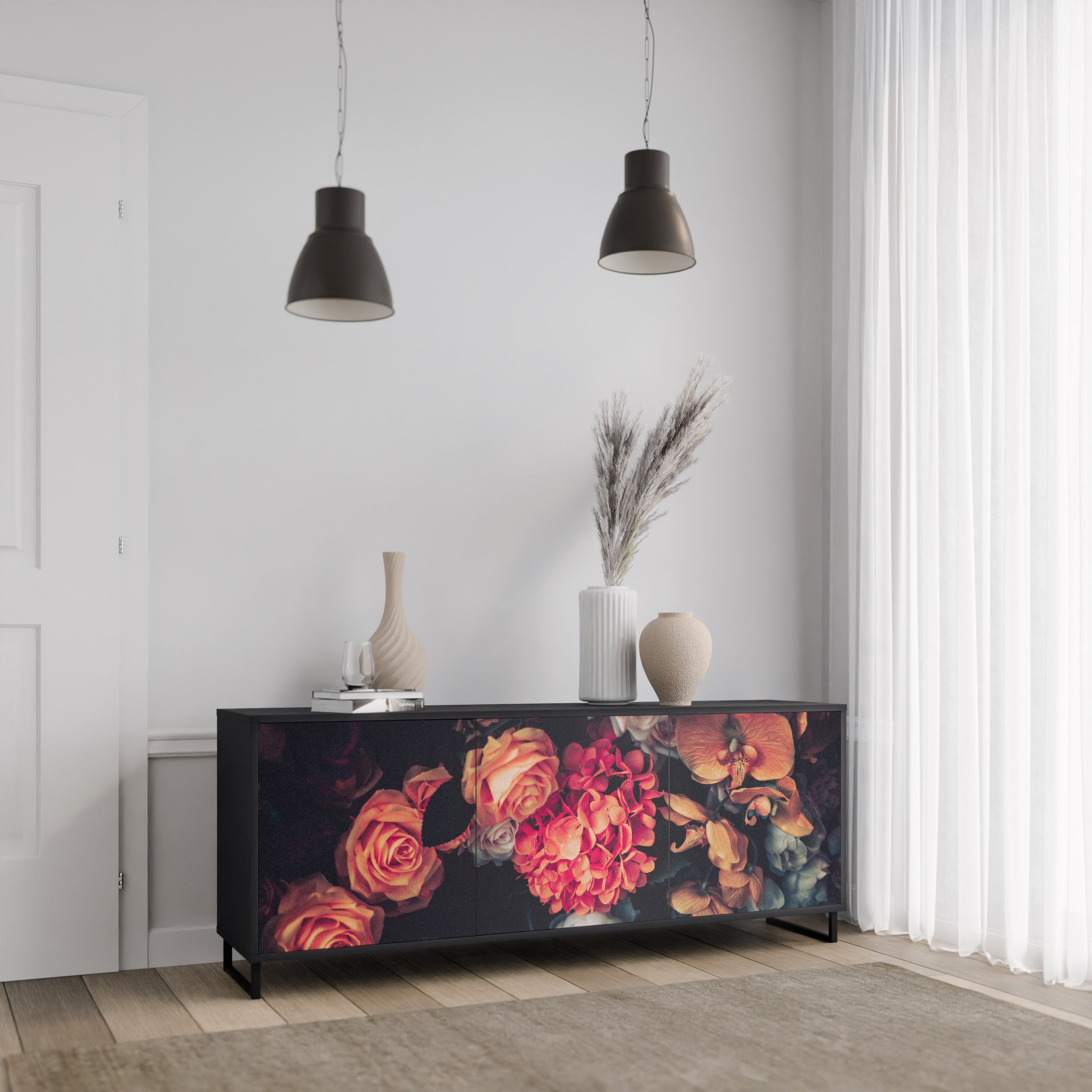 NEVERENDING BLOOM 3-dörrars skänk i svart finish
