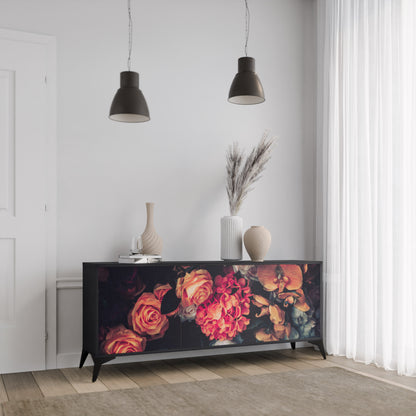 NEVERENDING BLOOM 3-dörrars skänk i svart finish