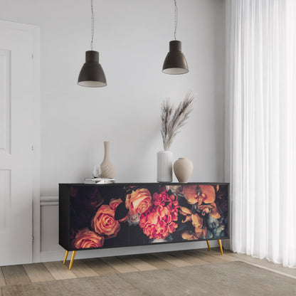 NEVERENDING BLOOM 3-dörrars skänk i svart finish