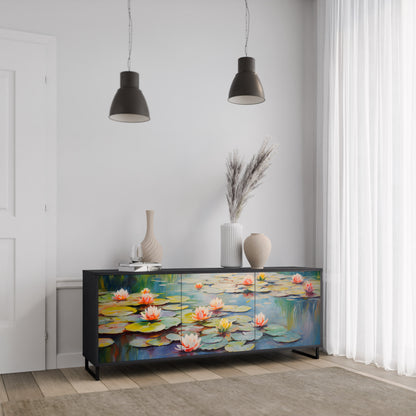 BLOOMING WATERS 3-dörrars skänk i svart finish
