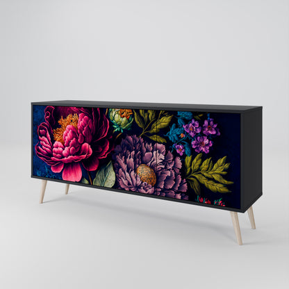 BLOOMING ELEGANCE Skänk med tre dörrar