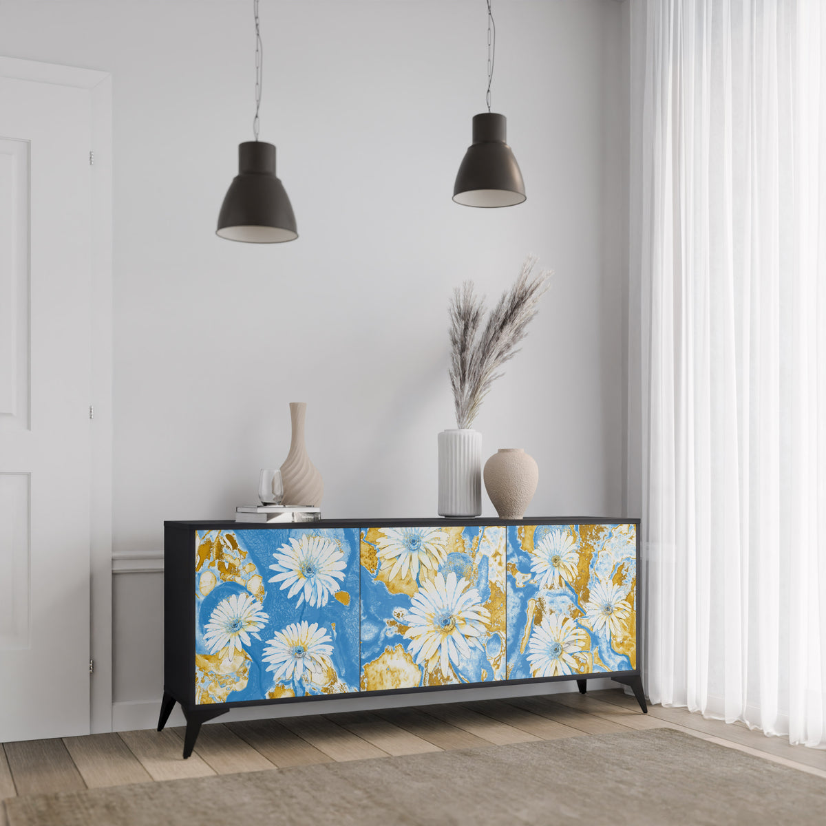 DAISY LUXE Skänk med tre dörrar