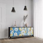 DAISY LUXE Skänk med tre dörrar