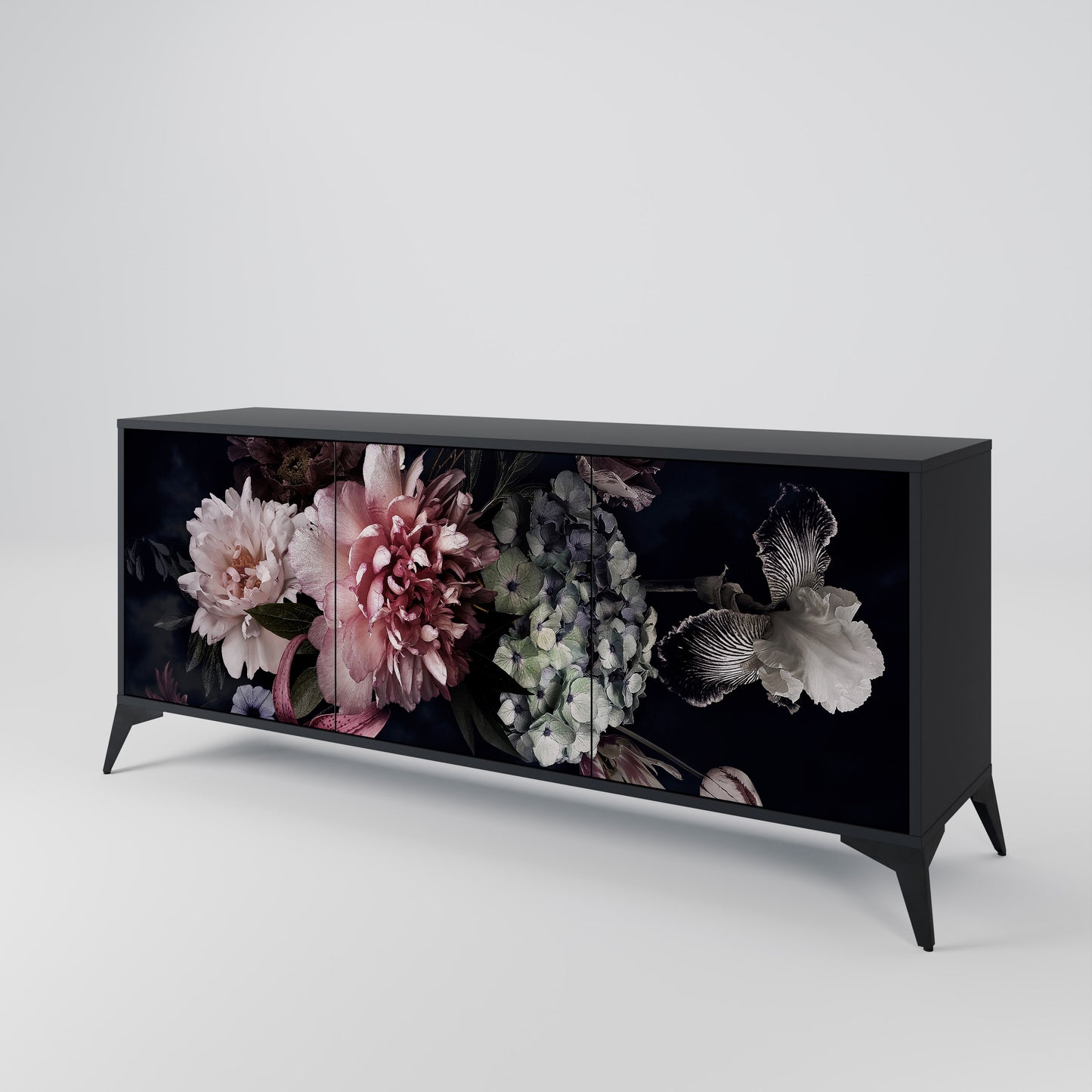 PURE BLOSSOM 3-dörrars skänk i svart finish