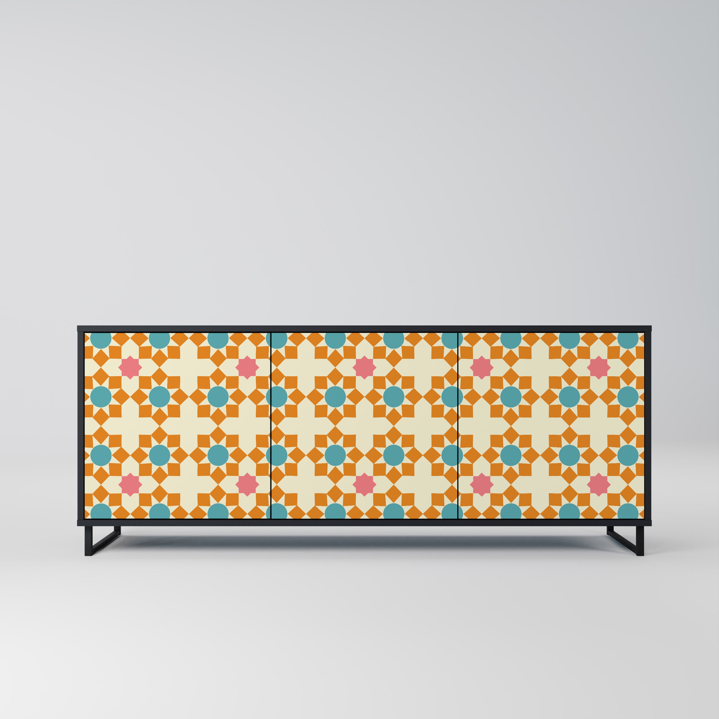 BLOMMAD DECOR 3-dörrars skänk i svart finish