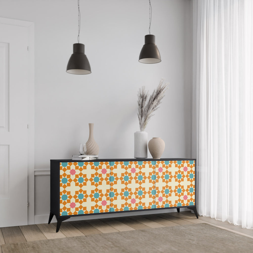 BLOMMAD DECOR 3-dörrars skänk i svart finish