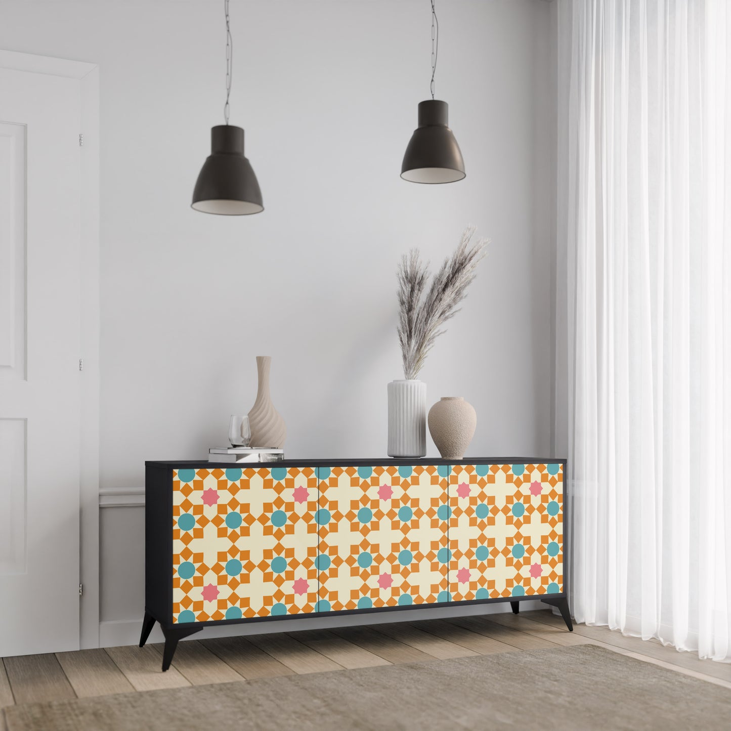 BLOMMAD DECOR 3-dörrars skänk i svart finish