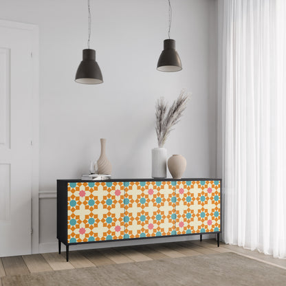 BLOMMAD DECOR 3-dörrars skänk i svart finish