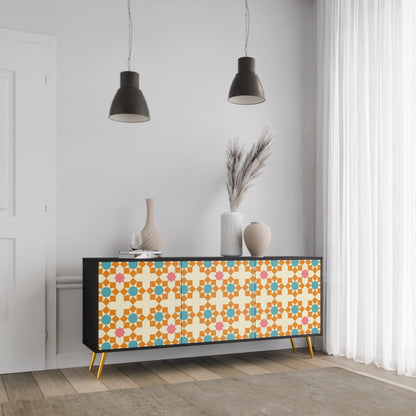 BLOMMAD DECOR 3-dörrars skänk i svart finish