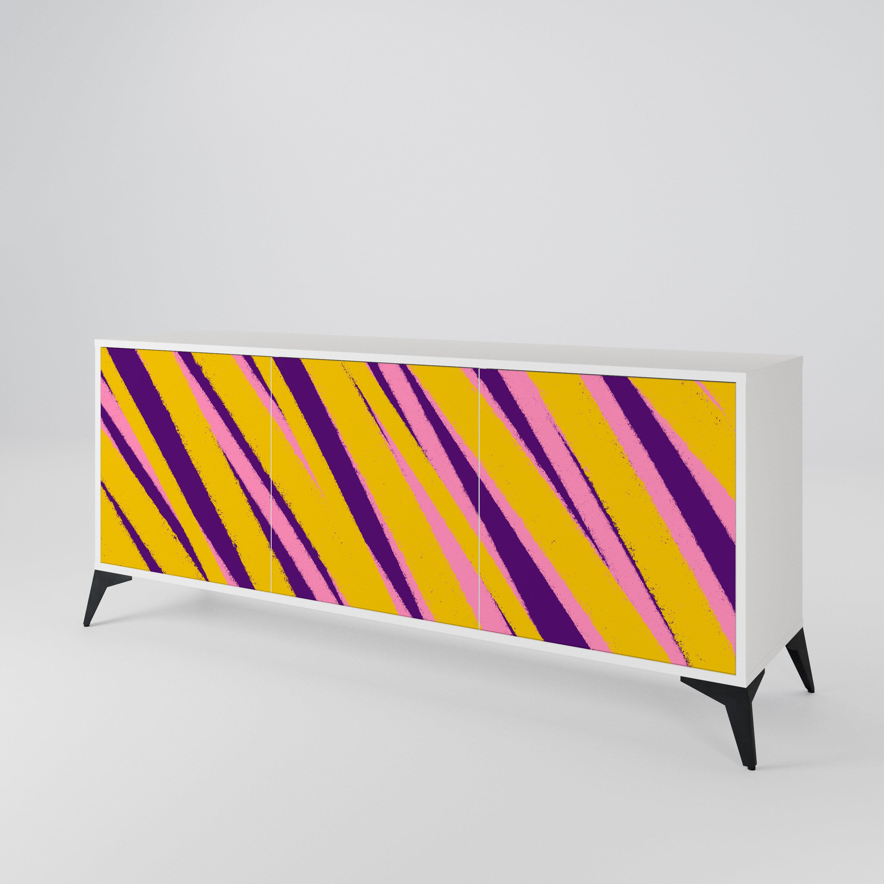 DREAMS COME TRUE 3-Door Sideboard