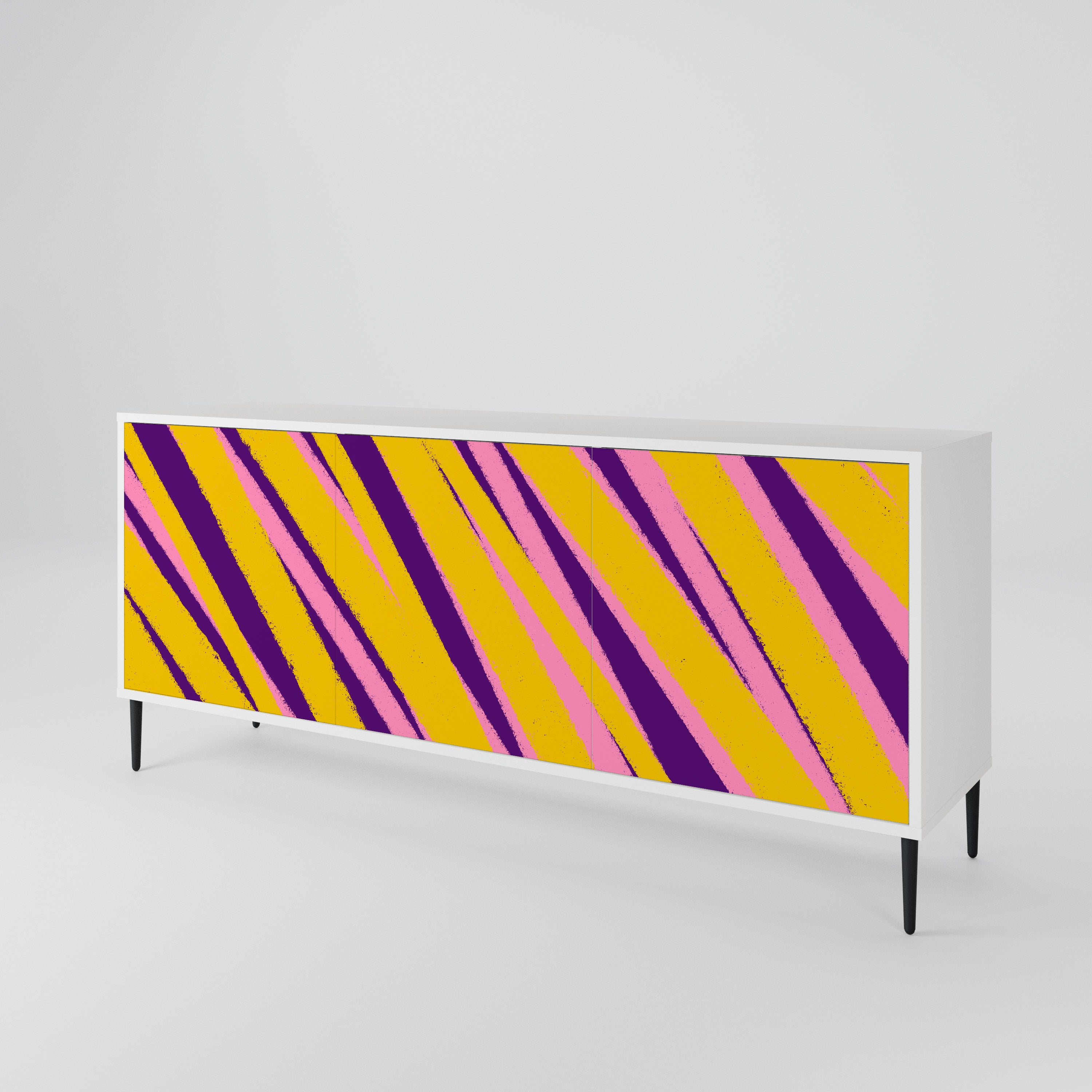 DREAMS COME TRUE 3-Door Sideboard