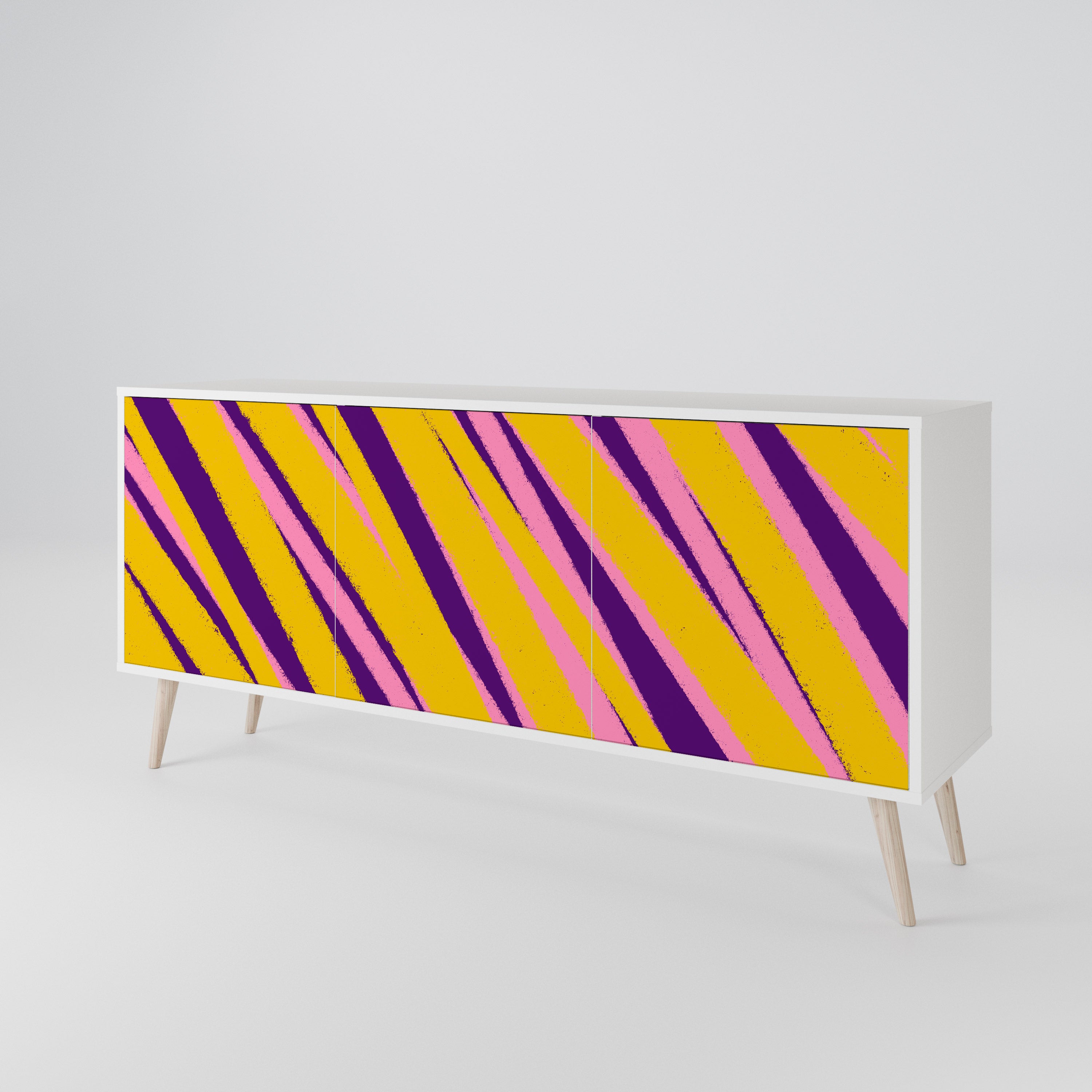 DREAMS COME TRUE 3-Door Sideboard