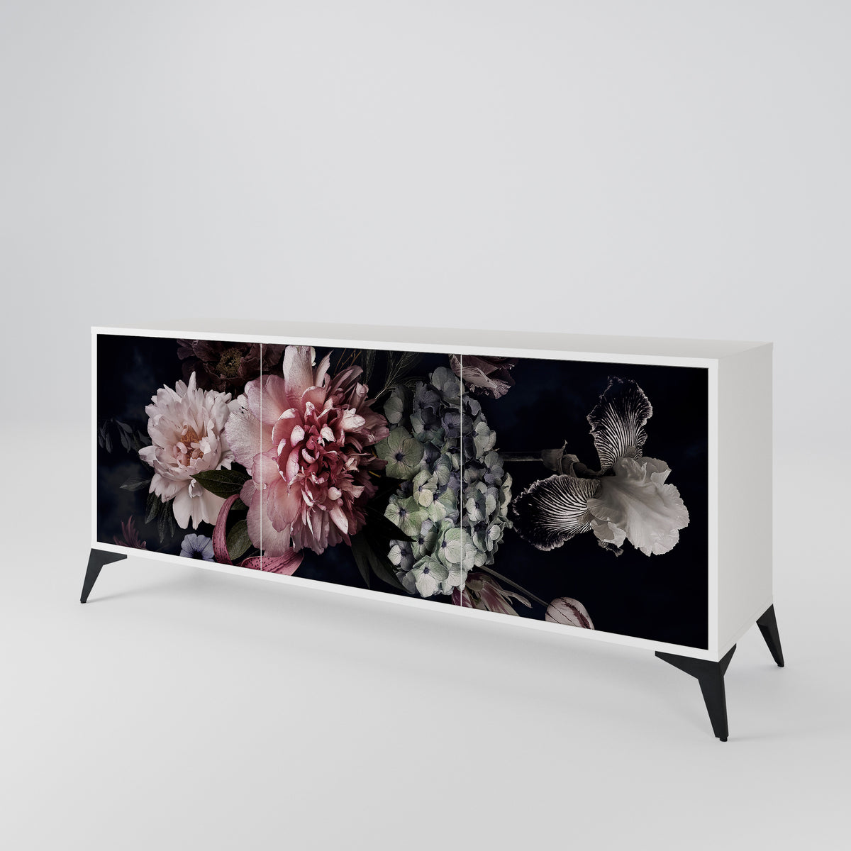 PURE BLOSSOM Skänk med tre dörrar