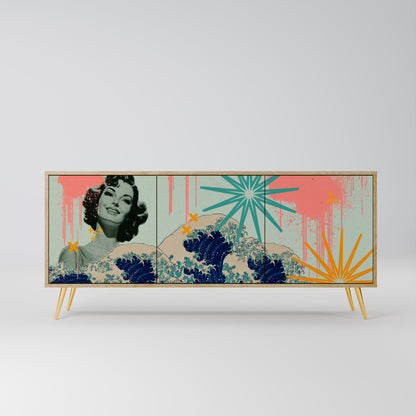 KANAGAWA BEAUTY 3-dörrars skänk i ekeffekt