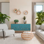 COLLECTIVE STREAM Skänk med tre dörrar