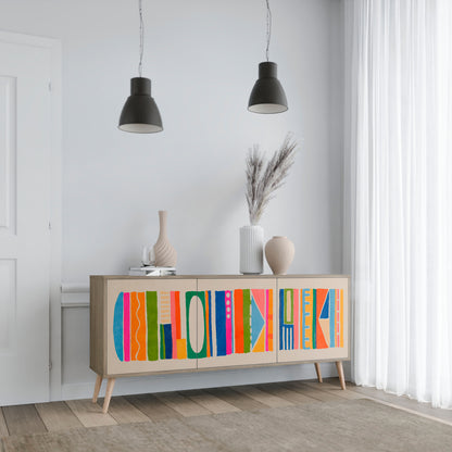 GEOMETRIC SHINE 3-dörrars skänk i ekeffekt