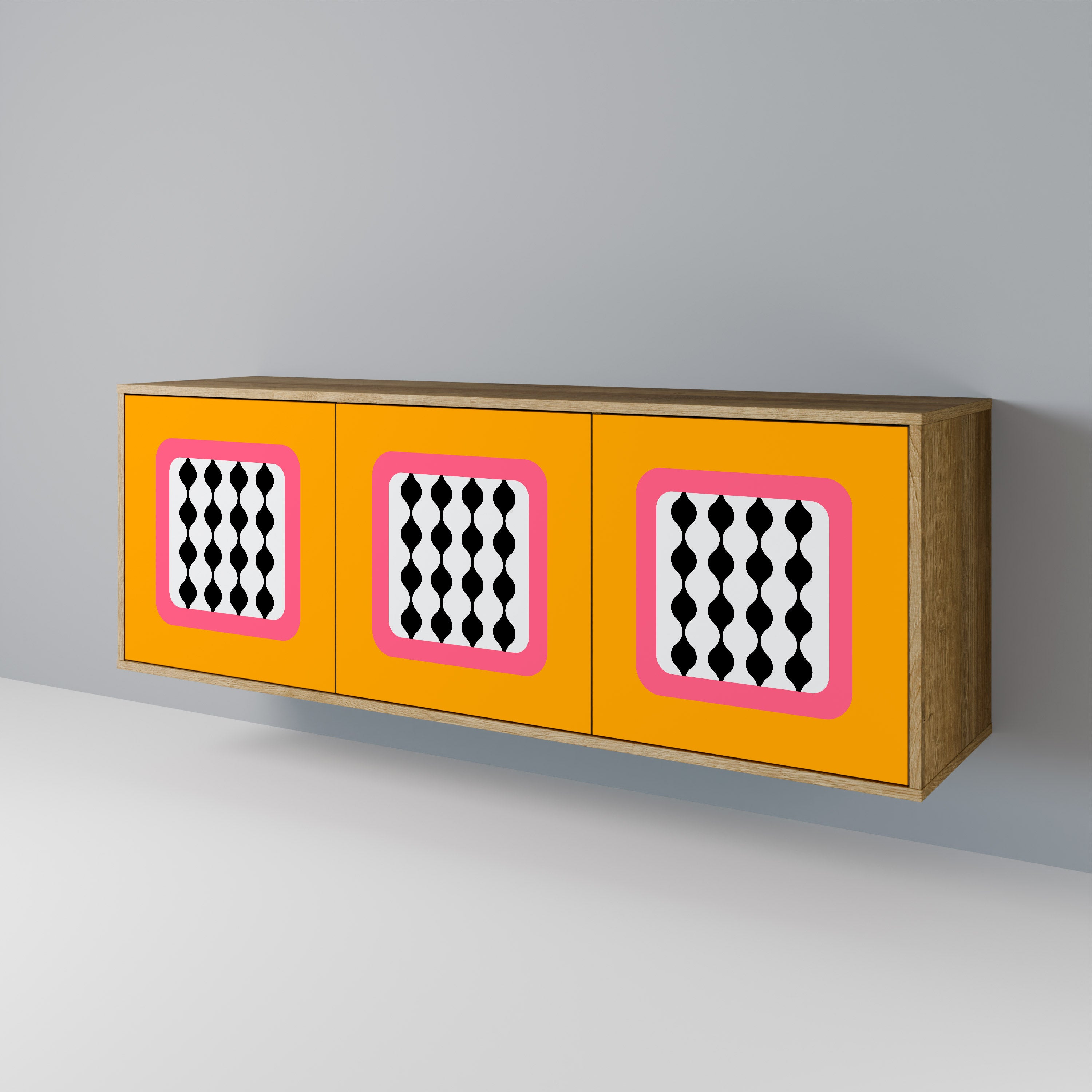 TEARS IN HEAVEN Skänk med tre dörrar