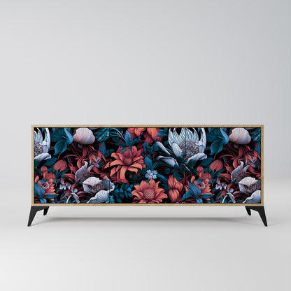 ETHEREAL BLOSSOMS 3-dörrars skänk i ekeffekt