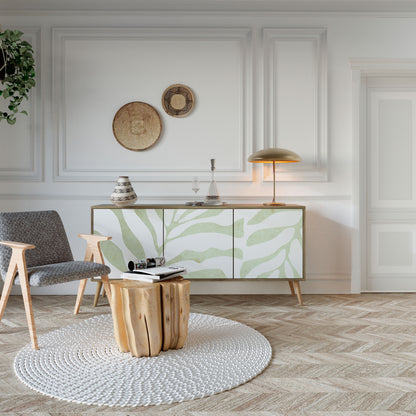 BOTANICAL SPARK 3-dörrars skänk i ekeffekt