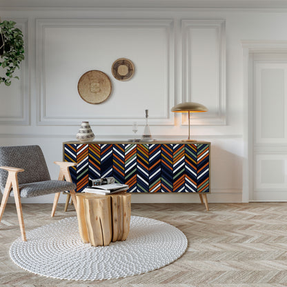 VIBRANT PATCHWORK 3-dörrars skänk i ekeffekt