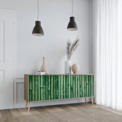 NATURLIG GRÖN 3-dörrars skänk i ekeffekt