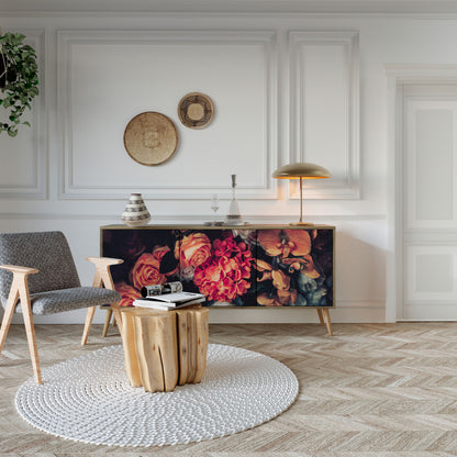 NEVERENDING BLOOM 3-Door Sideboard in Oak Effect
