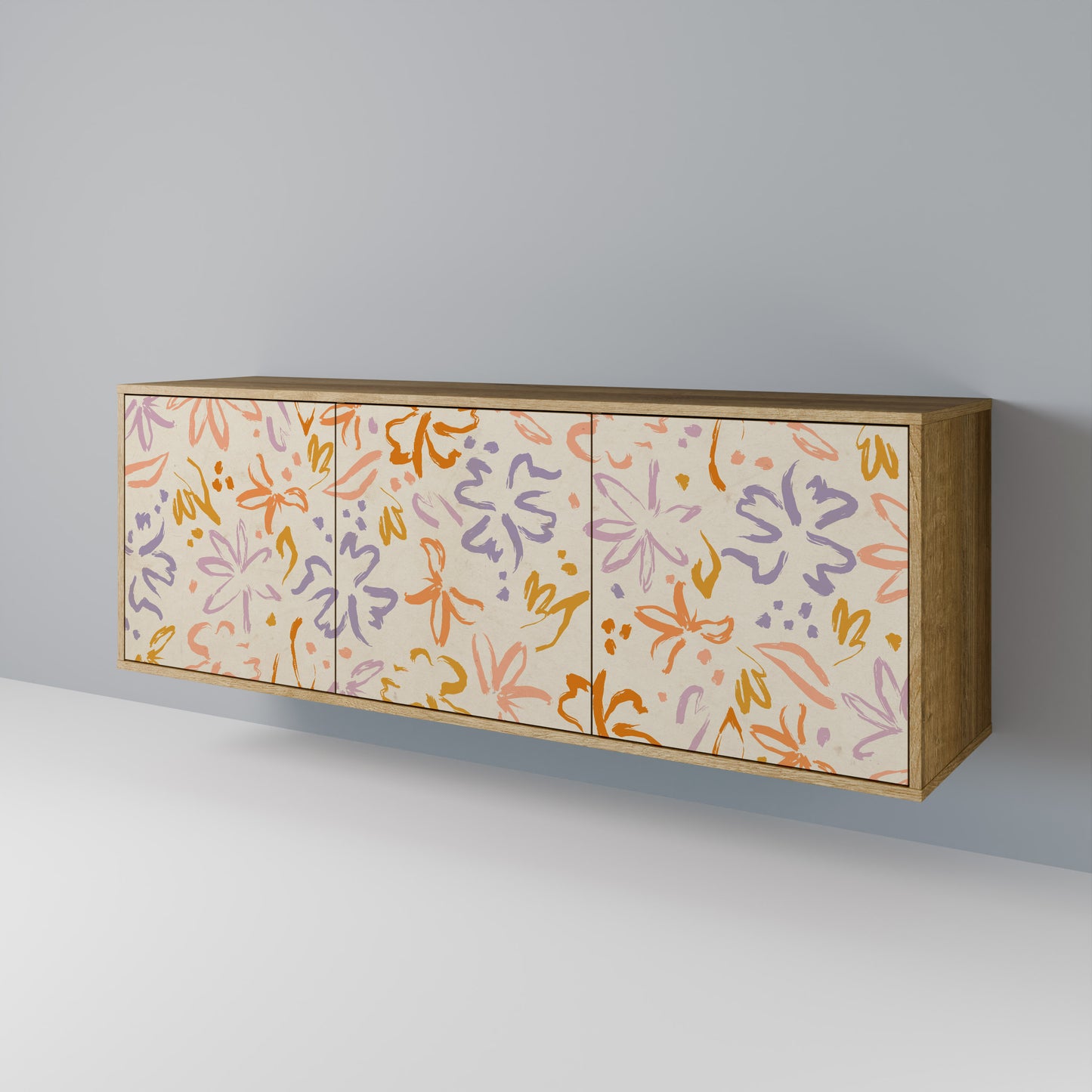 SPRING WHIMSY Skänk med tre dörrar
