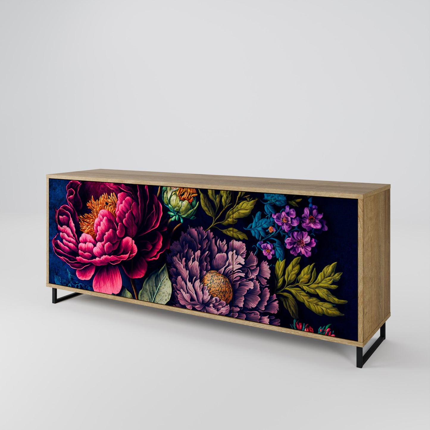 BLOOMING ELEGANCE Skänk med tre dörrar