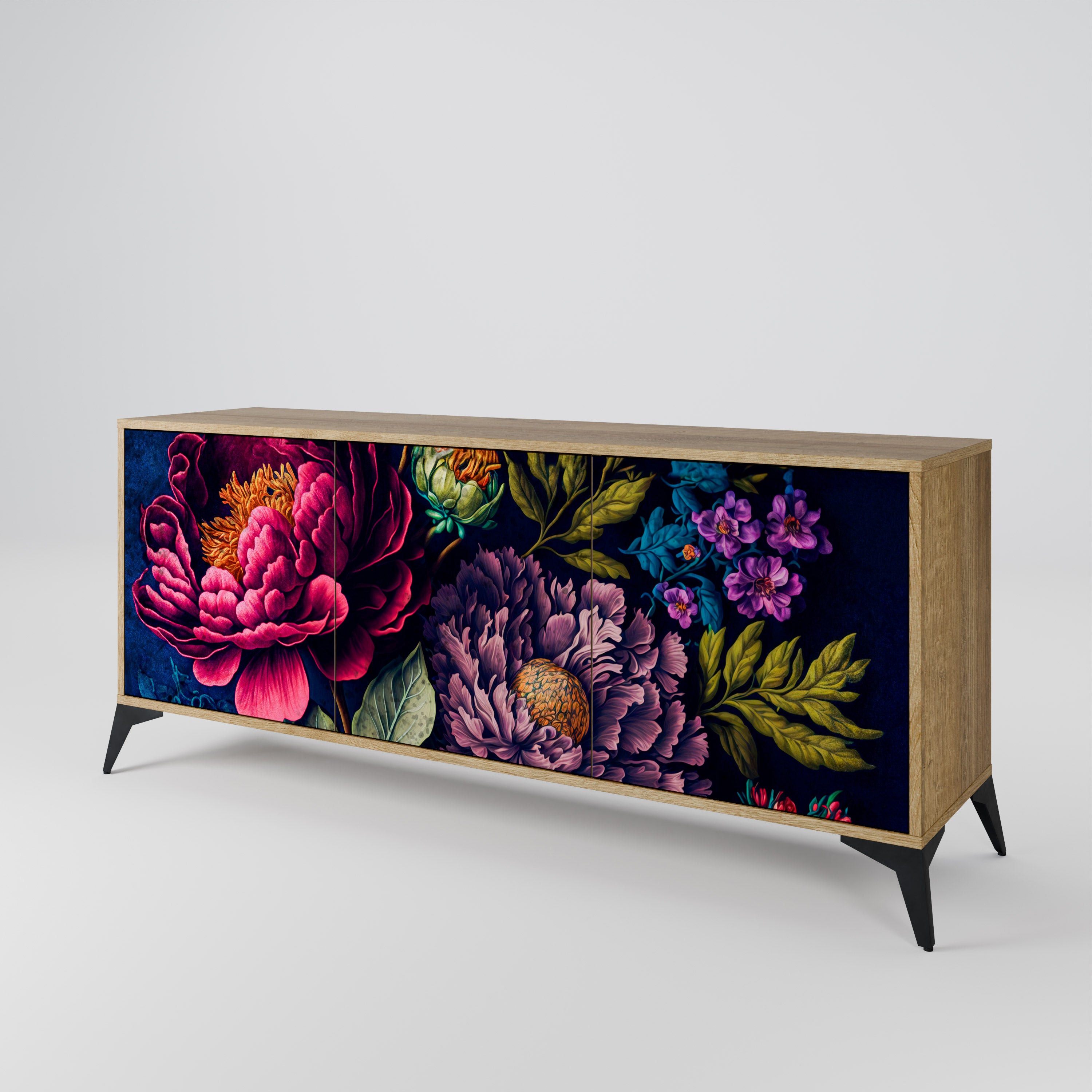 BLOOMING ELEGANCE 3-dörrars skänk i ekeffekt