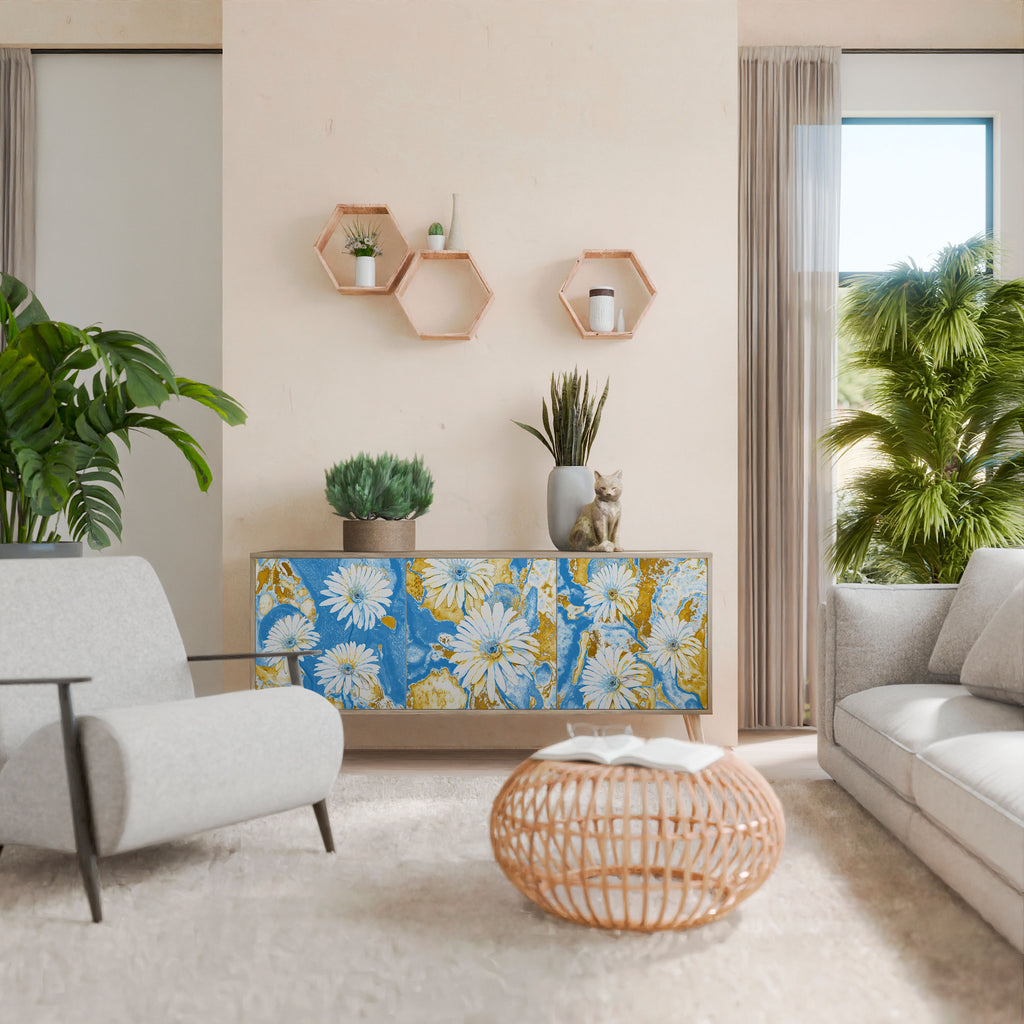 DAISY LUXE 3-dörrars skänk i ekeffekt