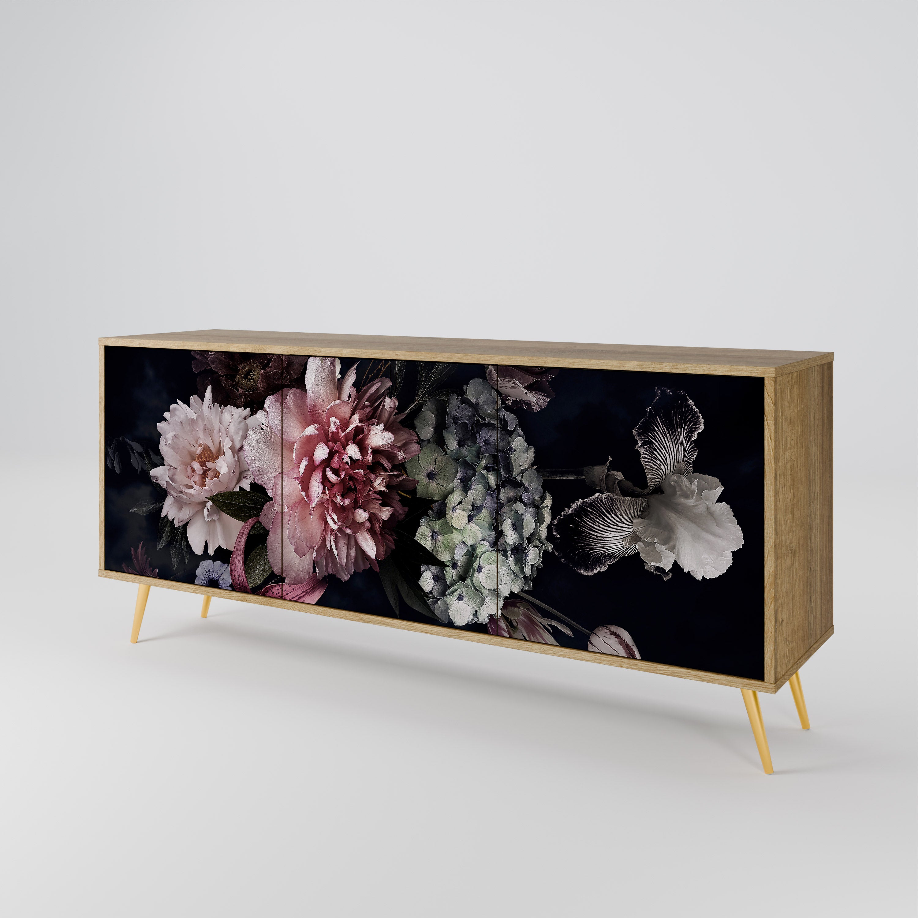 PURE BLOSSOM 3-dörrars skänk i ekeffekt