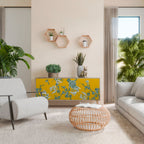 GULT CHINOISERI-skänk med 3 dörrar