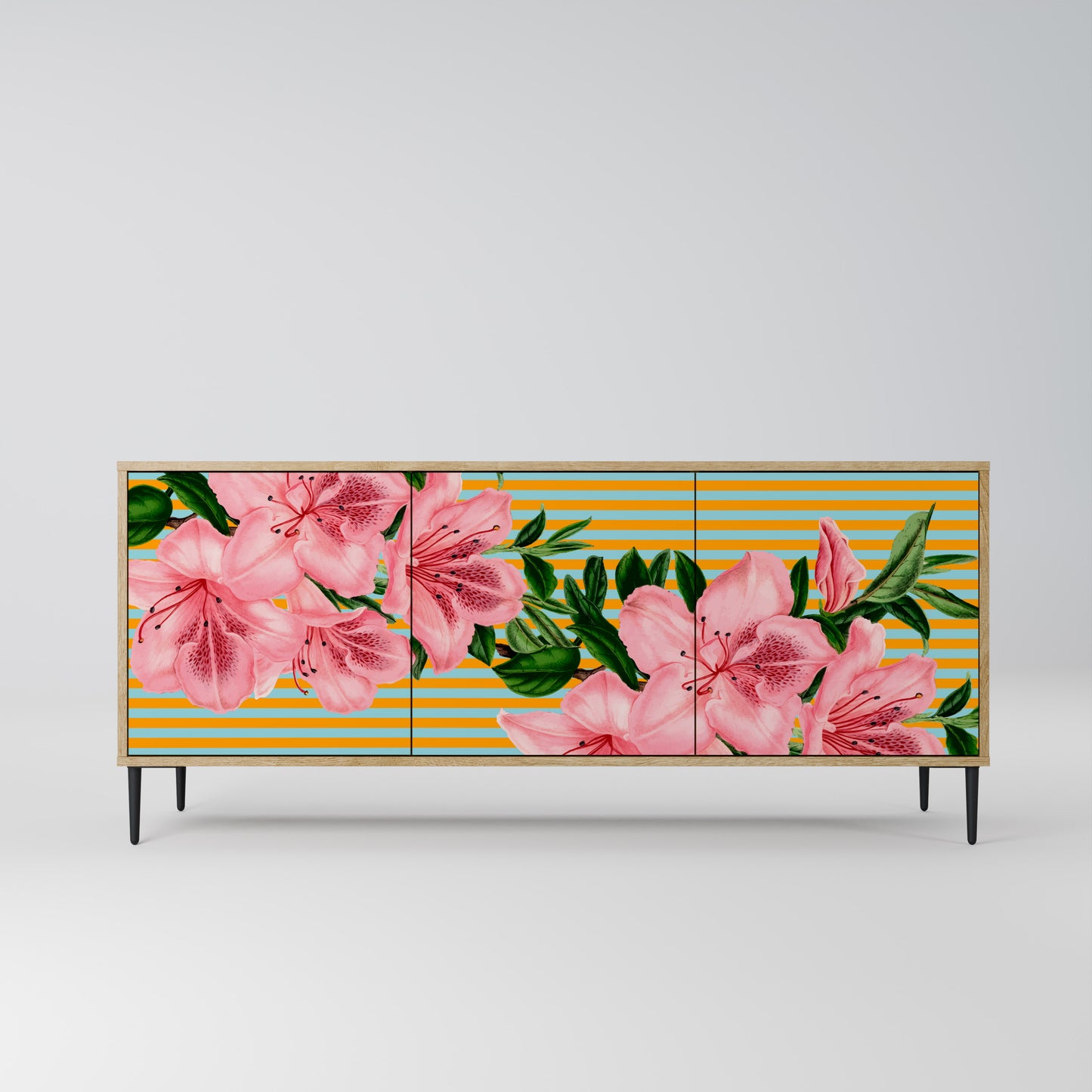 FRAGILE BEAUTY 3-Door Sideboard in Oak Effect