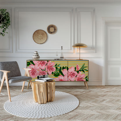 FRAGILE BEAUTY 3-Door Sideboard in Oak Effect