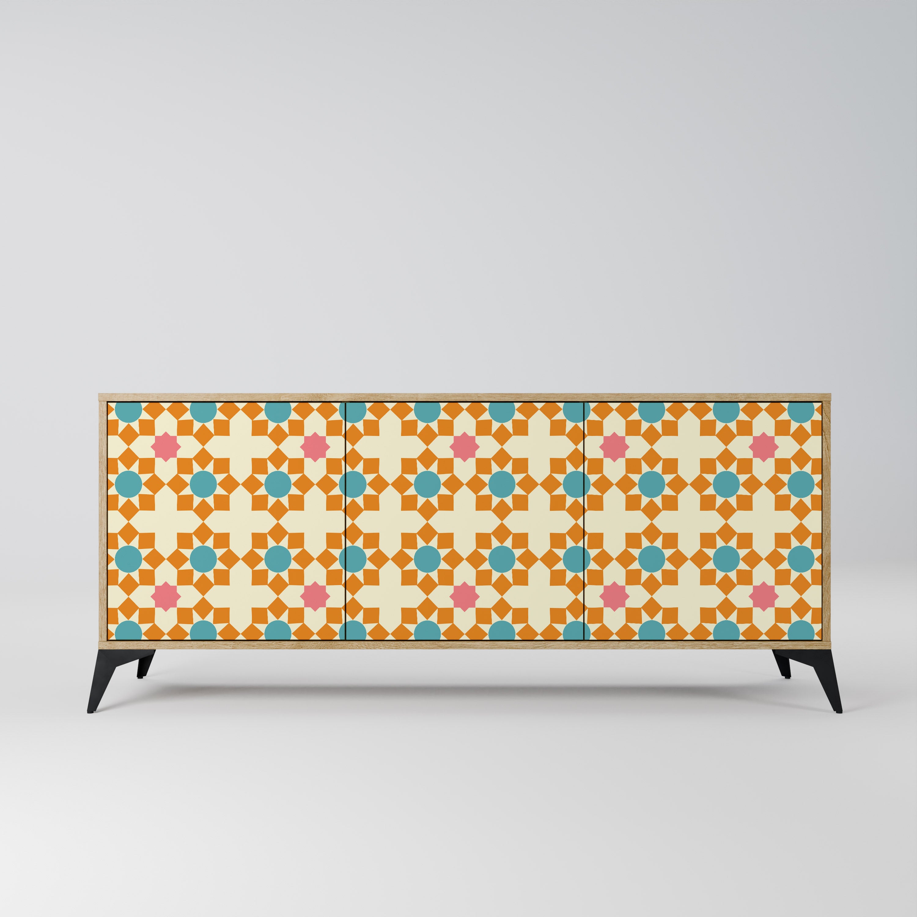 BLOMMAD DECOR 3-dörrars skänk i ekeffekt