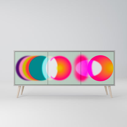 SYMPHONY OF COLOURS 3-dörrars skänk i grå finish