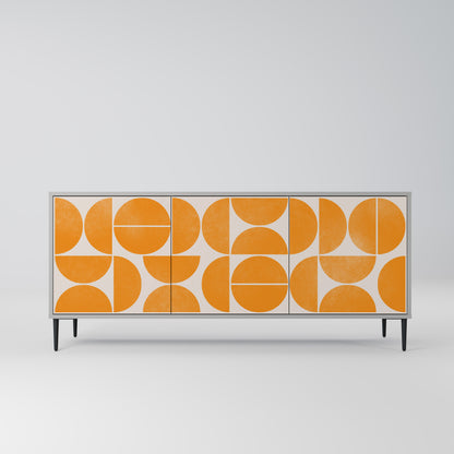 ÅTERKOMMANDE DRÖMMAR 3-dörrars sideboard i grå finish