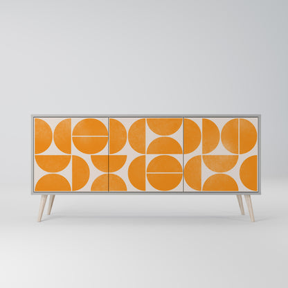 ÅTERKOMMANDE DRÖMMAR 3-dörrars sideboard i grå finish