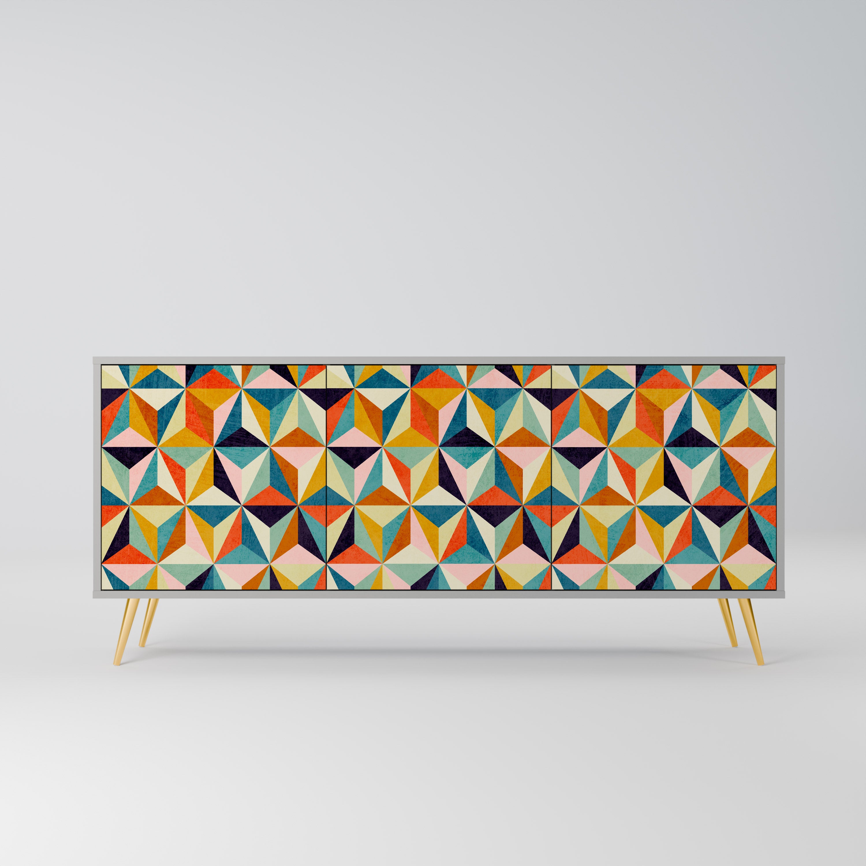 TESSELATE TREASURES 3-dörrars skänk i grå finish