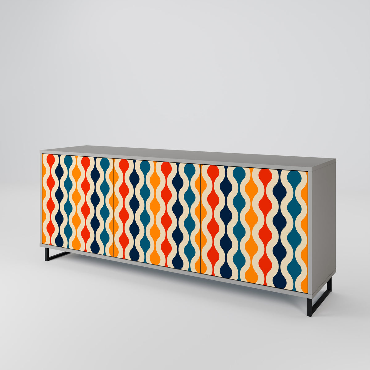 COLORFUL NOSTALGIA Skänk med tre dörrar