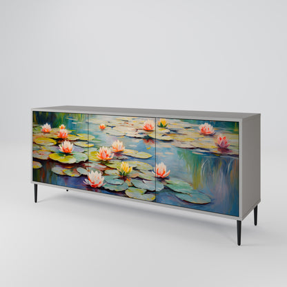 BLOOMING WATERS 3-dörrars skänk i grå finish