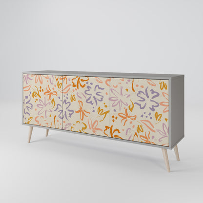 SPRING WHIMSY Skänk med tre dörrar